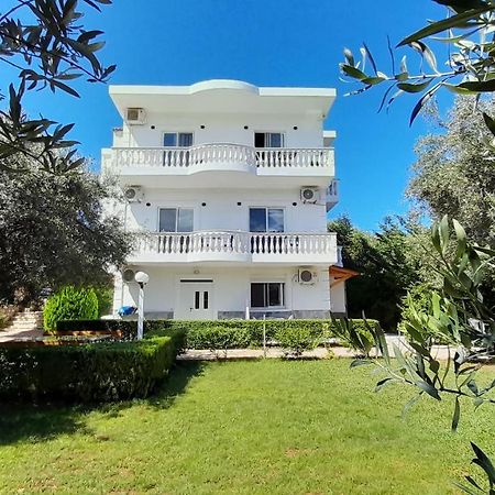 Hotel Villa Ambra Ksamil Exterior photo