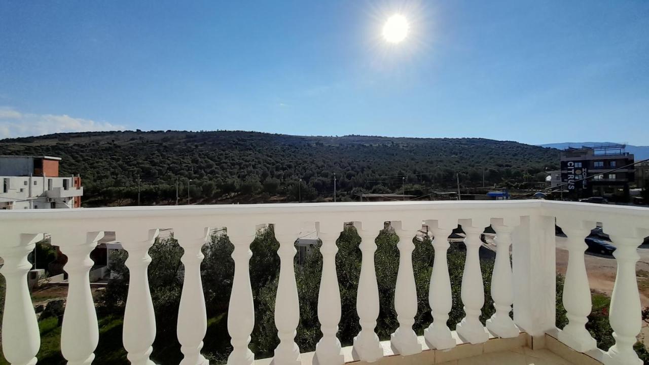 Hotel Villa Ambra Ksamil Exterior photo