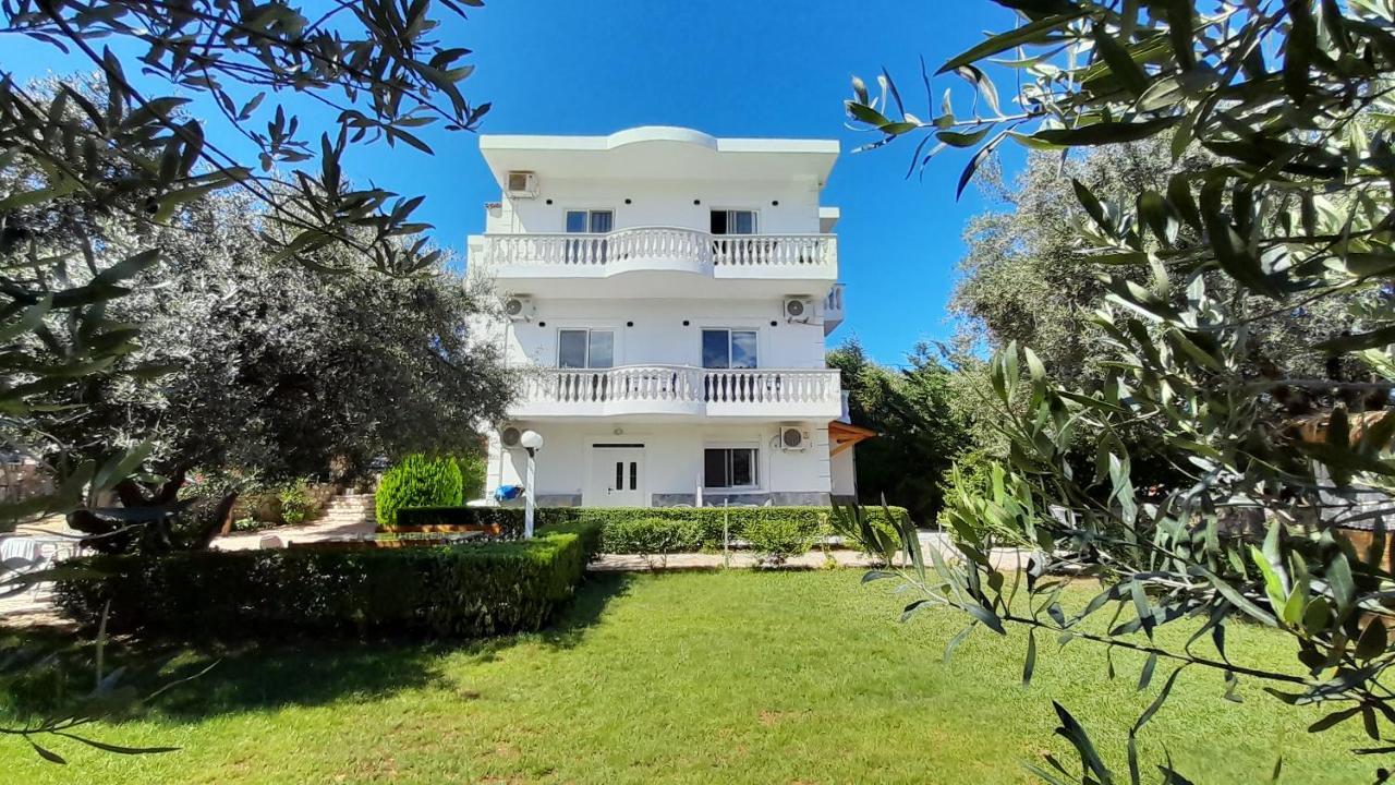 Hotel Villa Ambra Ksamil Exterior photo