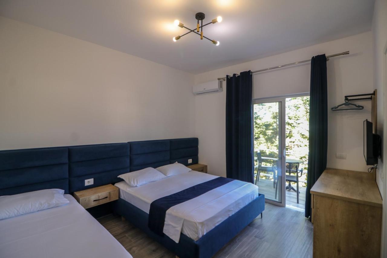 Hotel Villa Ambra Ksamil Exterior photo