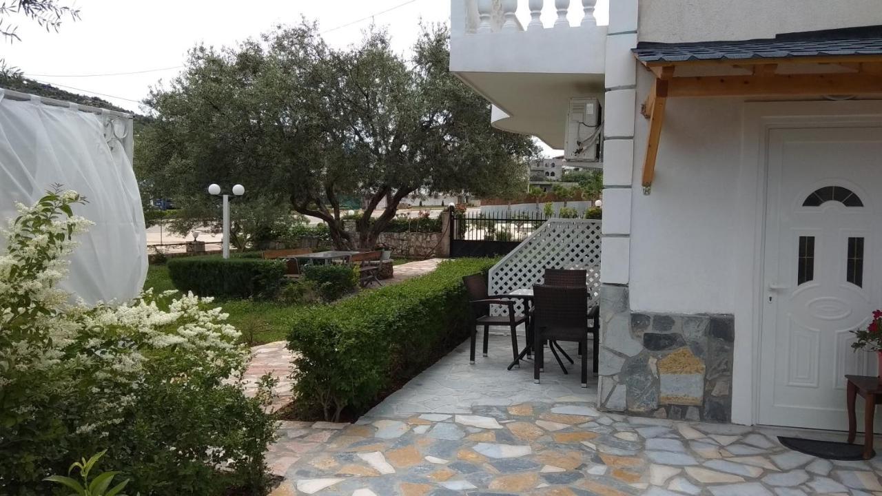 Hotel Villa Ambra Ksamil Exterior photo